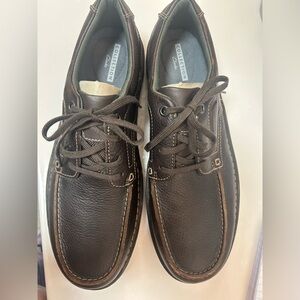 Clark’s men’s Vanek Apron Briwn oily leather lace up shoes. NWOB SIZE 12G